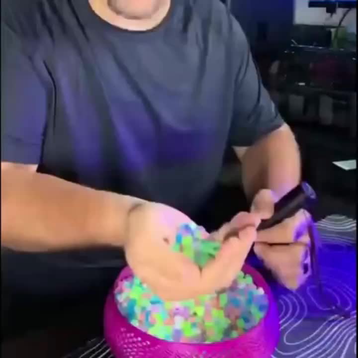 1600pcs Decorative Garden Pebbles Colored Stones