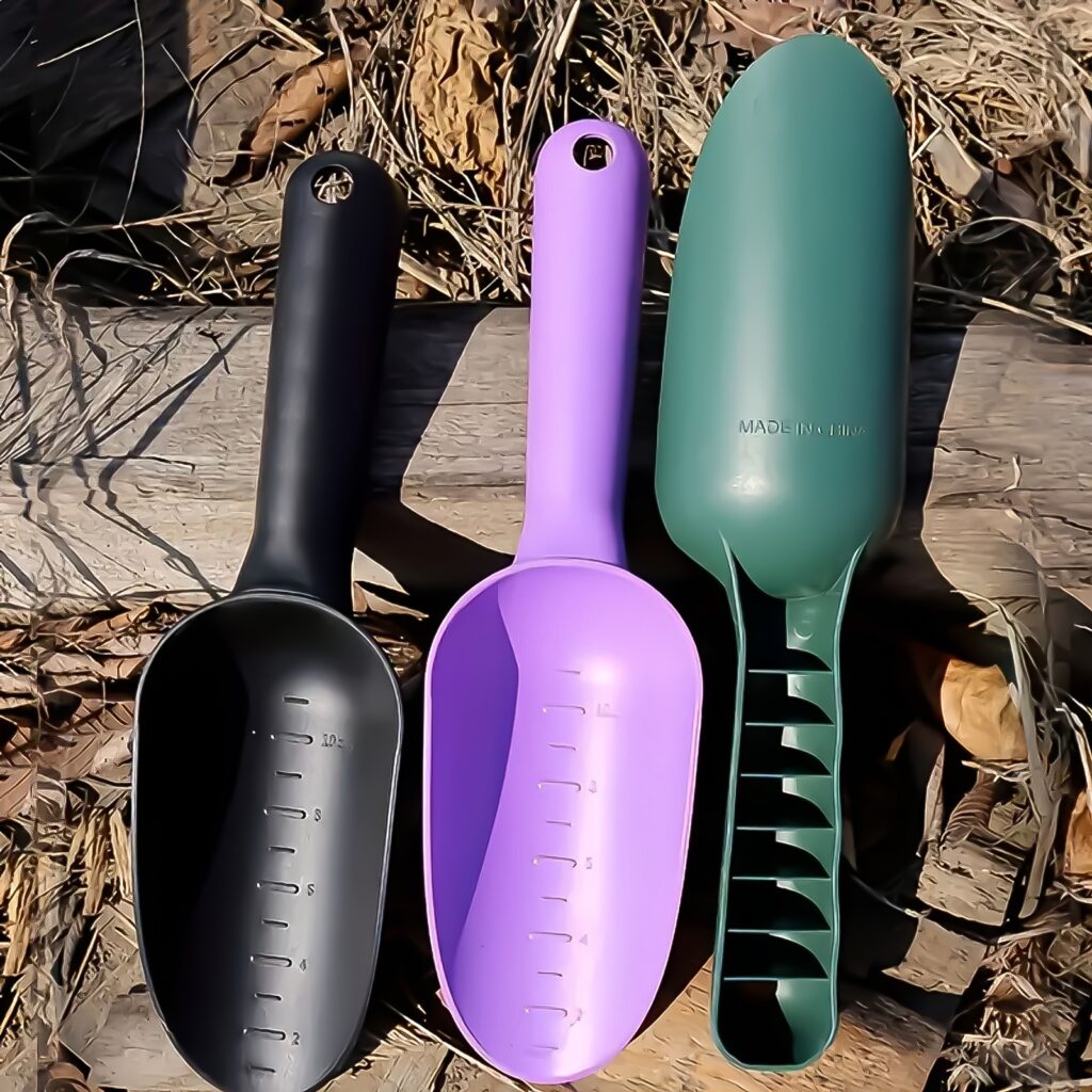 Plastic Garden Hand Shovel Soil Scoop for Planting Flowers