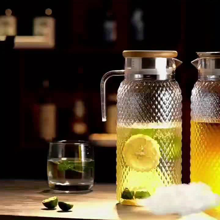 Premium Fridge Pitcher with Lid Water Jug