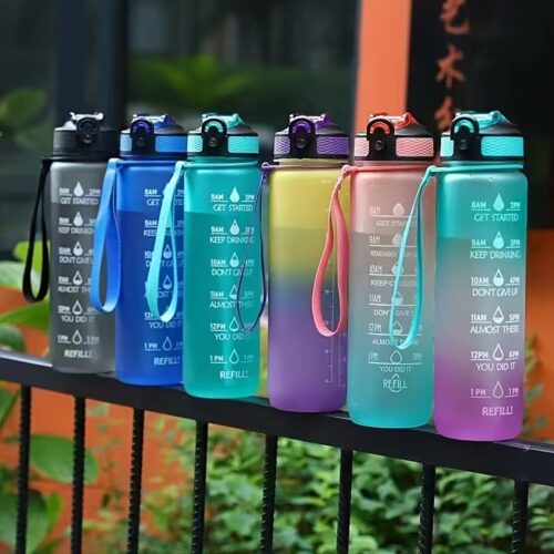 Stylish Minimalist Plastic Sports Water Bottle with a Gradient Color, Featuring a Straw And a Frosted Finish, Perfect for Students And Outdoor Activities, with a Capacity of 32Oz.