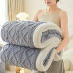 All Season Thickened Sofa Throw Nap Blanket