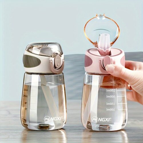 1pc Leakproof PVC-Free Small Round Cup with Cute Hand-Holding – Compact Plastic Container Suitable, Camping, Picnics, & – Hand Washable (15.01cm x 7.77cm)